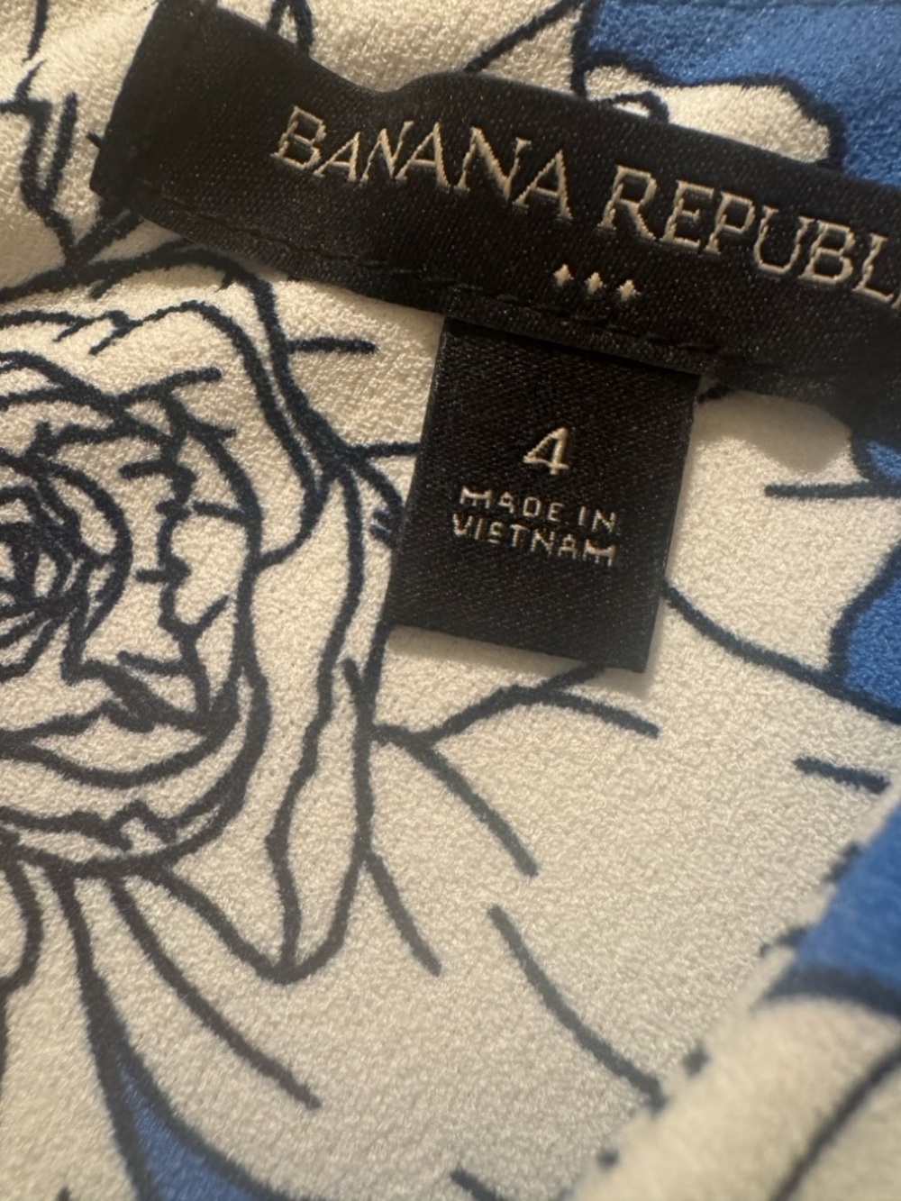 BANANA REPUBLIC Blue and White Floral Sheath Dress - Picture 2 of 5